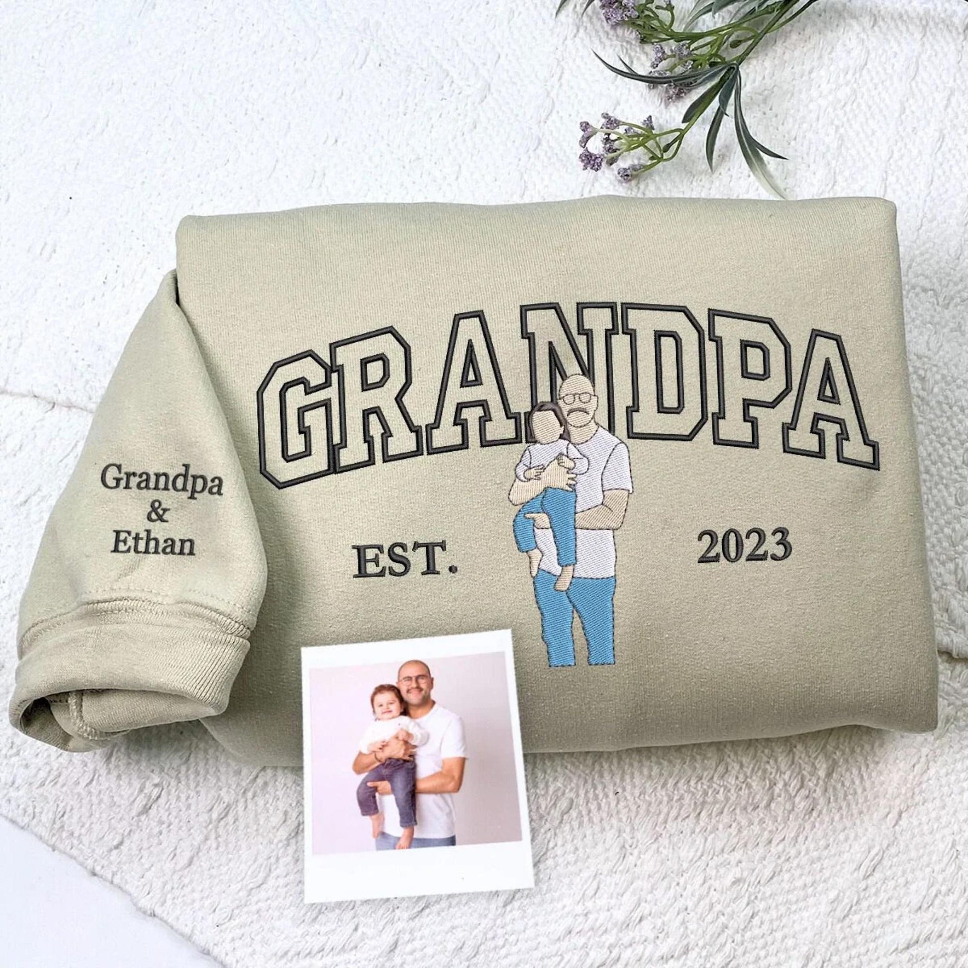 Embroidered Custom Grandpa Sweatshirt with Grandkids Names, Gift for Grandpa Father's Day, Grandparent Birthday, Personalized Granddad Photo