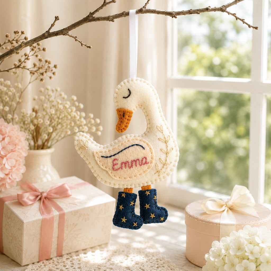 Goose with Star Boots Felt Ornament, Goose Ornament, Handmade Custom Ornament, Keepsake Gifts, Baby Nursery Gift NHFOR04