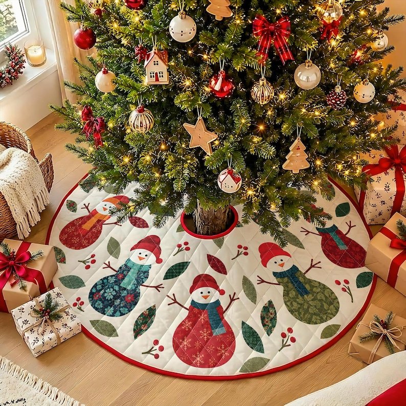 Snowman Patchwork Quilted Tree Skirt, Patchwork Xmas Tree Skirt, Holiday Decor, Xmas Tree Base Cover, Custom Tree Skirt XMASTS12