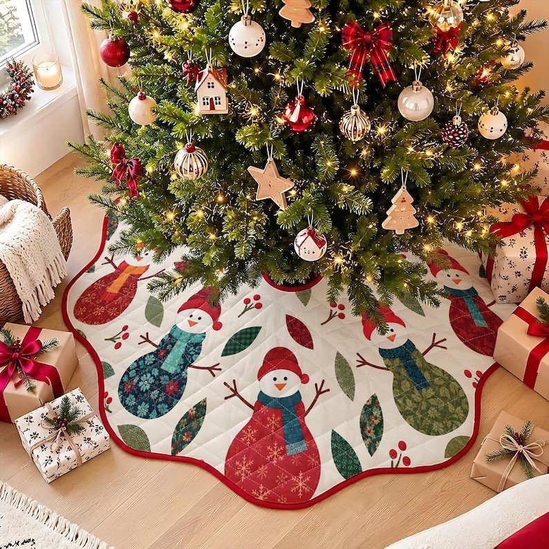 Snowman Patchwork Quilted Tree Skirt, Patchwork Xmas Tree Skirt, Holiday Decor, Xmas Tree Base Cover, Custom Tree Skirt XMASTS12