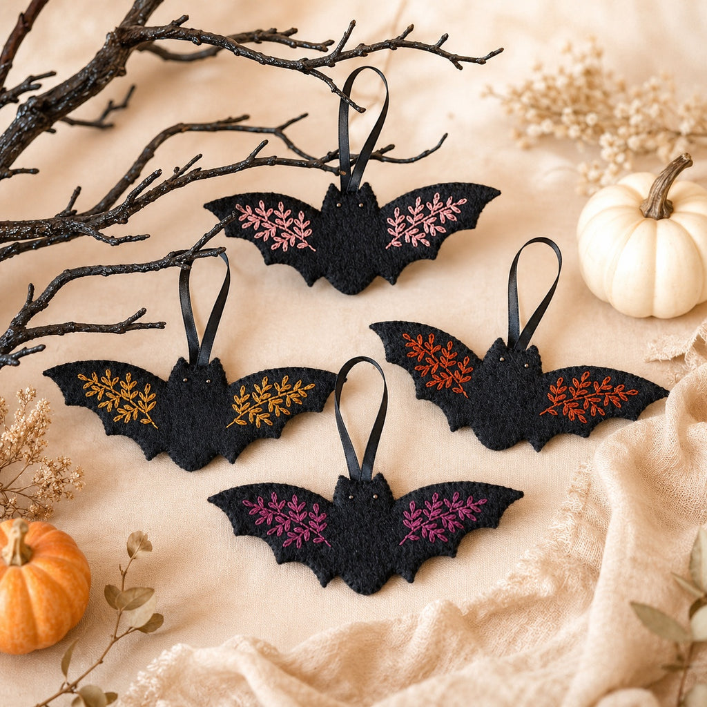 Set 4Pcs Bats Felt Ornament, Embroidery Leaf Felt Ornament, Hanging Decor, Halloween Gift for Home Decoration HFOR14
