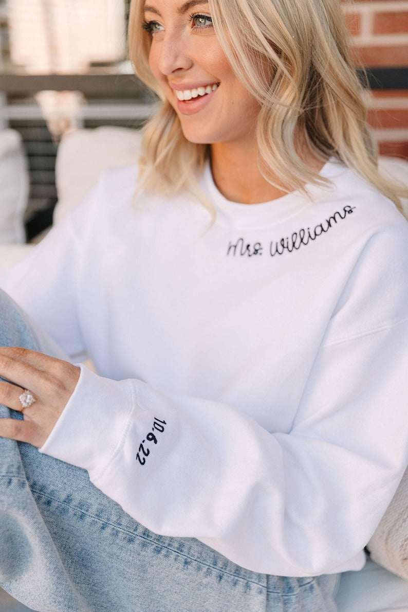 Custom Embroidered Collar,Sleeve Sweatshirt, Personalized Future Mrs Sweatshirt, Engagement Gift, Bridal Shower, Bride To Be, Fiancée