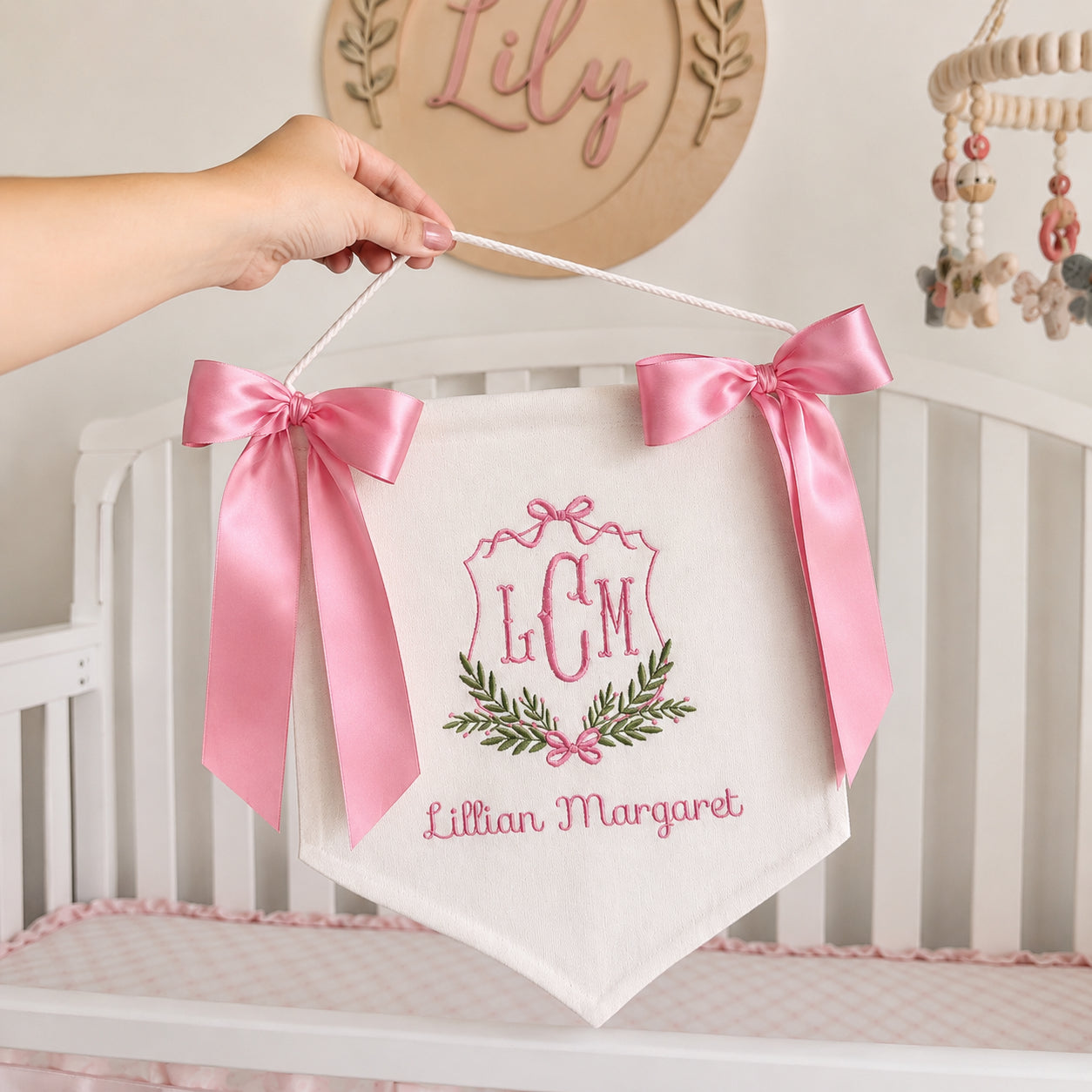 Personalized Embroidered Floral Baby Crib Banner With Bow, Custom Baby Name Nursery Banner with Birth Stats Tag, Newborn Hospital Announcement, Baby Shower Gift BBFLAG13