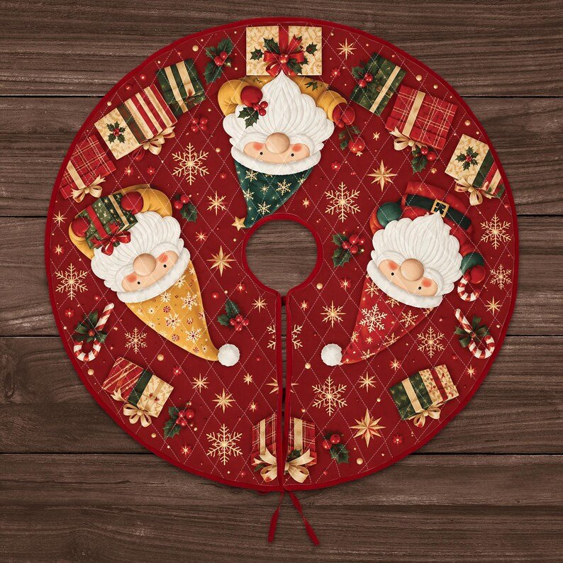 Santa Gnome Quilted Tree Skirt, Patchwork Xmas Tree Skirt, Holiday Decor, Xmas Tree Base Cover, Custom Tree Skirt XMASTS14