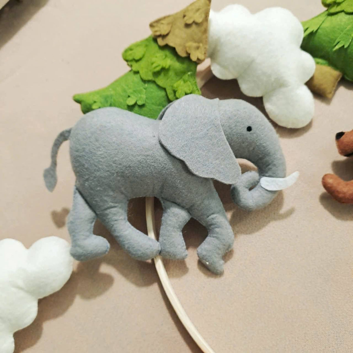 Woodland Baby Mobile, Handmade Felt Crib Mobile with Bear Fox Elephant Forest Animals, Nursery Decor, Baby Shower Gift BBMB31