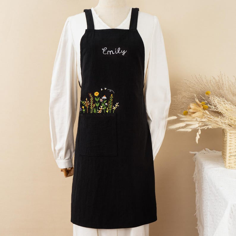 Custom Flowers Hand Embroidered Apron, Handmade Floral Apron, Embroidered Apron, Linen Apron, Gardening Apron, Kitchen Apron, Mom Gift EMAP15