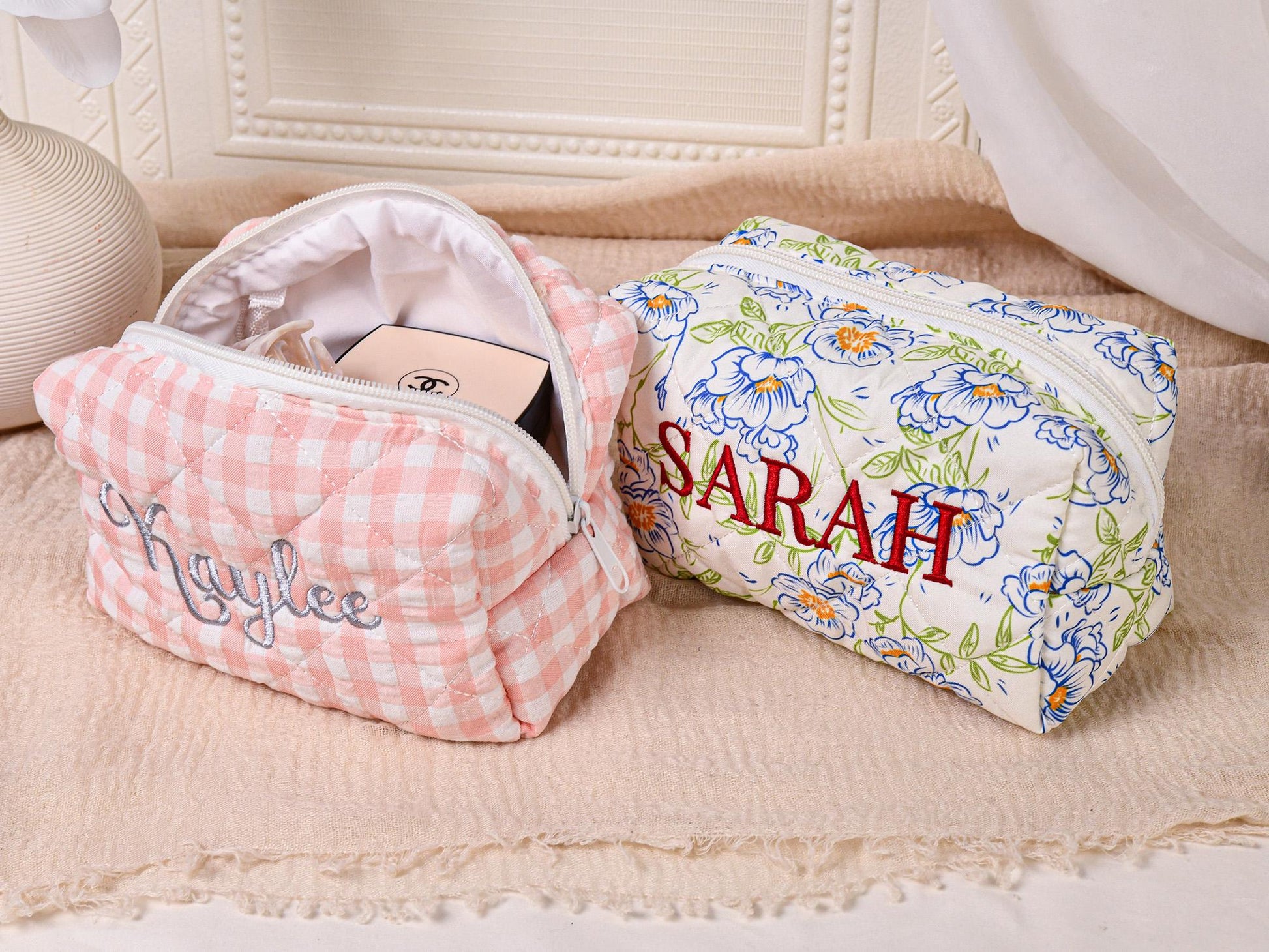 Personalized Embroidered Makeup Bag – Custom Floral Cosmetic Bag, Travel Makeup Pouch, Bridesmaid Gift for Her