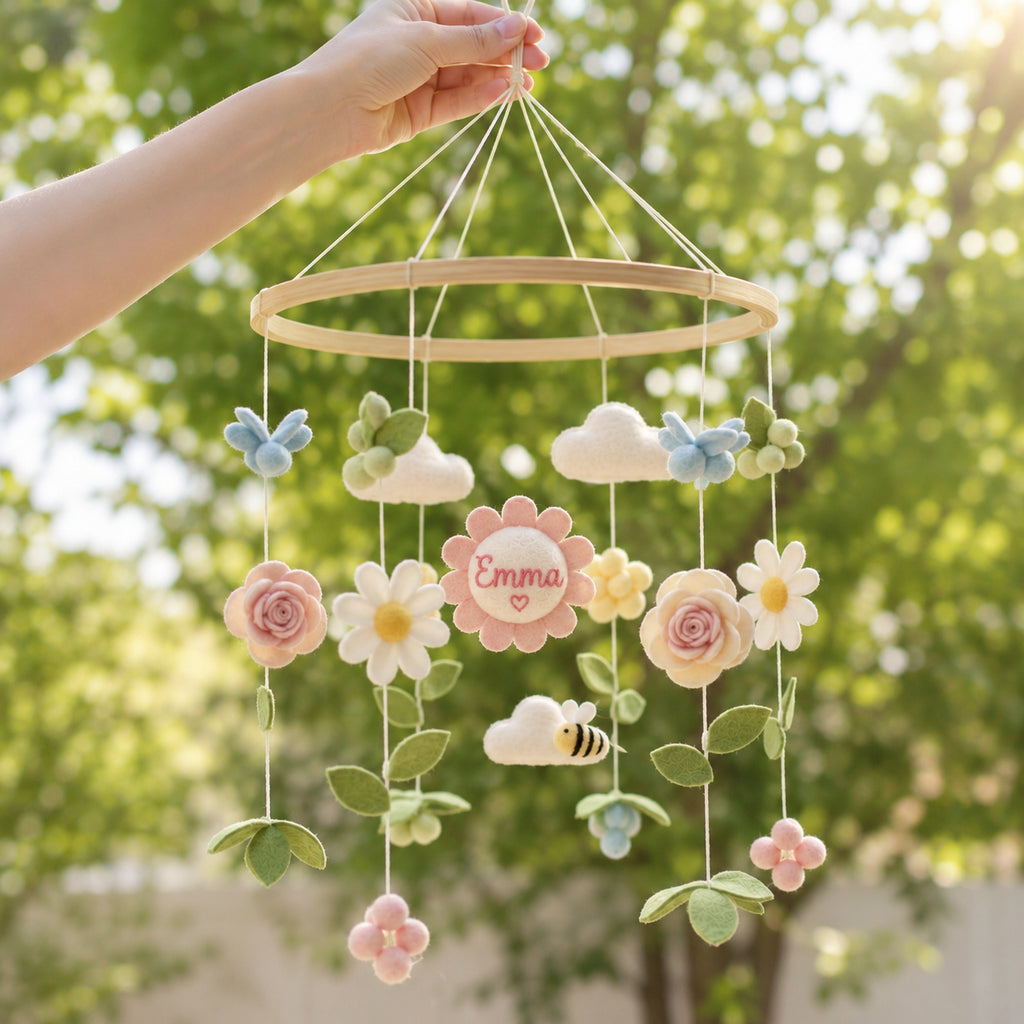 Personalized Floral Felt Baby Mobile, Handmade Baby Mobile, Custom Name Flower Nursery Crib Mobile, Daisy, Rose and Bee Baby Girl Decor BBMB17