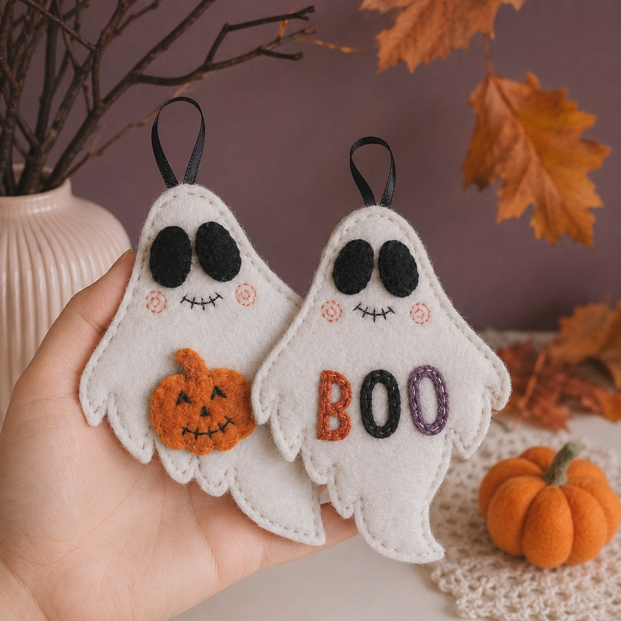 Set 4Pcs Halloween Ghost Felt Ornament, Hand-Embroidery Ghost Boo Felt Ornament, Hanging Decor, Halloween Gift for Home Decoration HFOR17