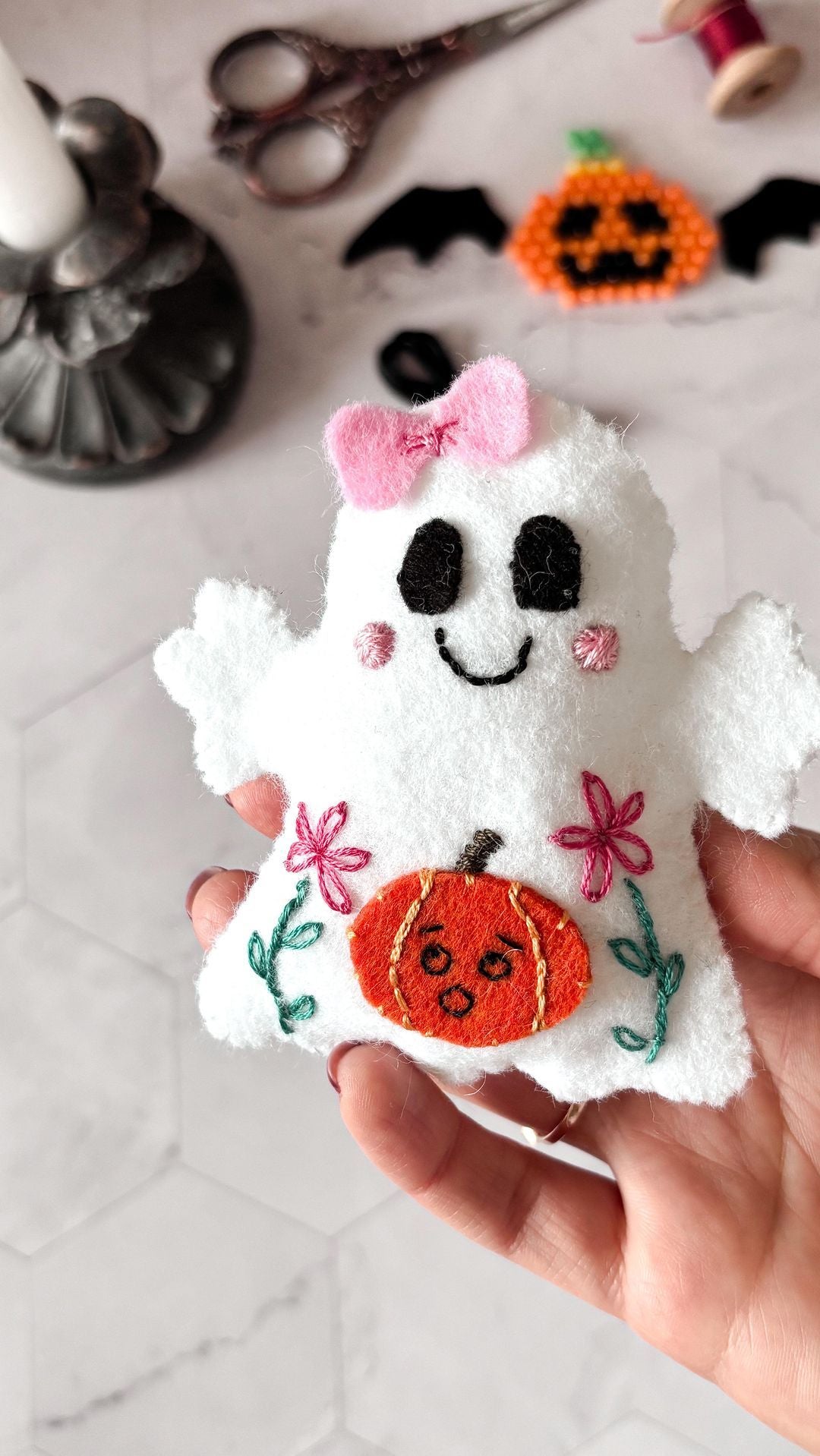 Set 2pcs Halloween Boo Felt Ornament, Hand-Embroidery Baby Boo Felt Ornament, Custom Baby Ornament, Halloween Gift for Home Decoration HFOR18