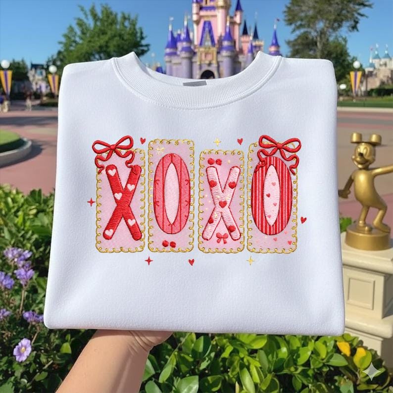 XOXO Valentine Embroidered Sweatshirt, Pink Red Heart Coquette Crewneck, Trendy Valentine’s Day Sweatshirt