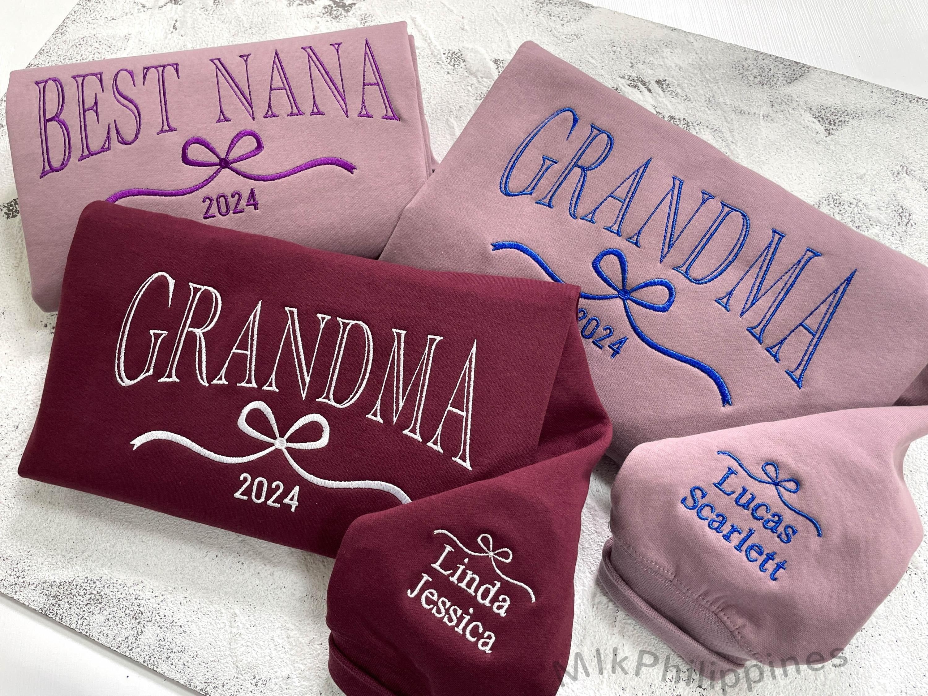 Custom Grandma Sweatshirt with Grandkids Name on Sleeve, Embroidered Grammy Sweatshirt, Gigi Mimi Nana Sweatshirt, Mothers Day Gift