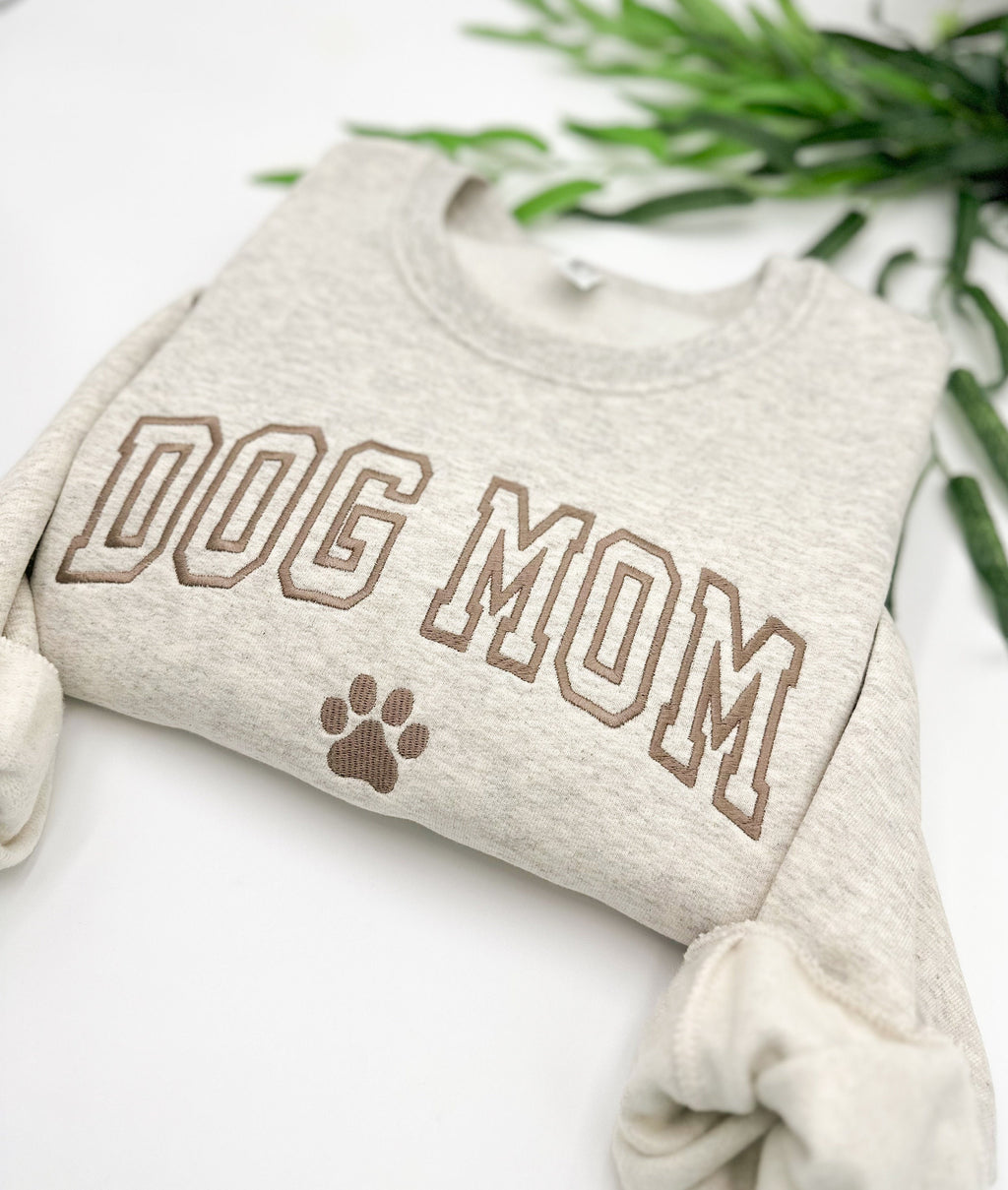 EMBROIDERED Dog Mom with paw Sweatshirt, Dog Mama Crewneck, Aesthetic Style Sweater, Dog Parent hoodie, Dog Lover Gift, Dog Gift for Women