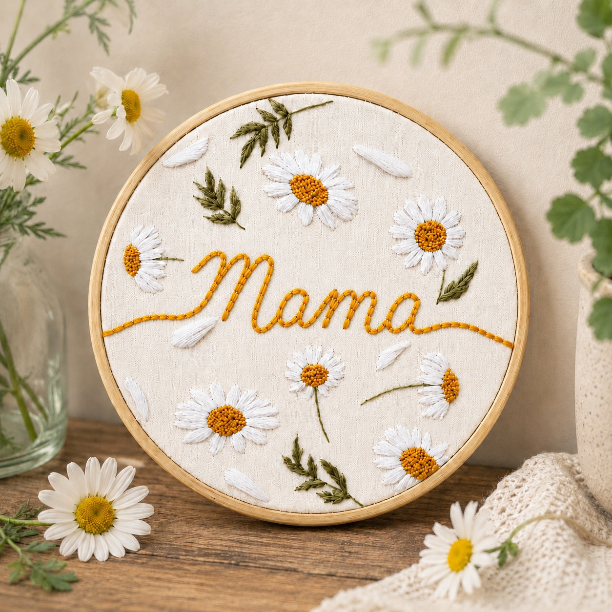 Hand Embroidered Daisy Hoop Art, Handmade Floral Embroidery Wall Decor, Daisy Flower Wall Hanging, Cottagecore Botanical Gift EM18