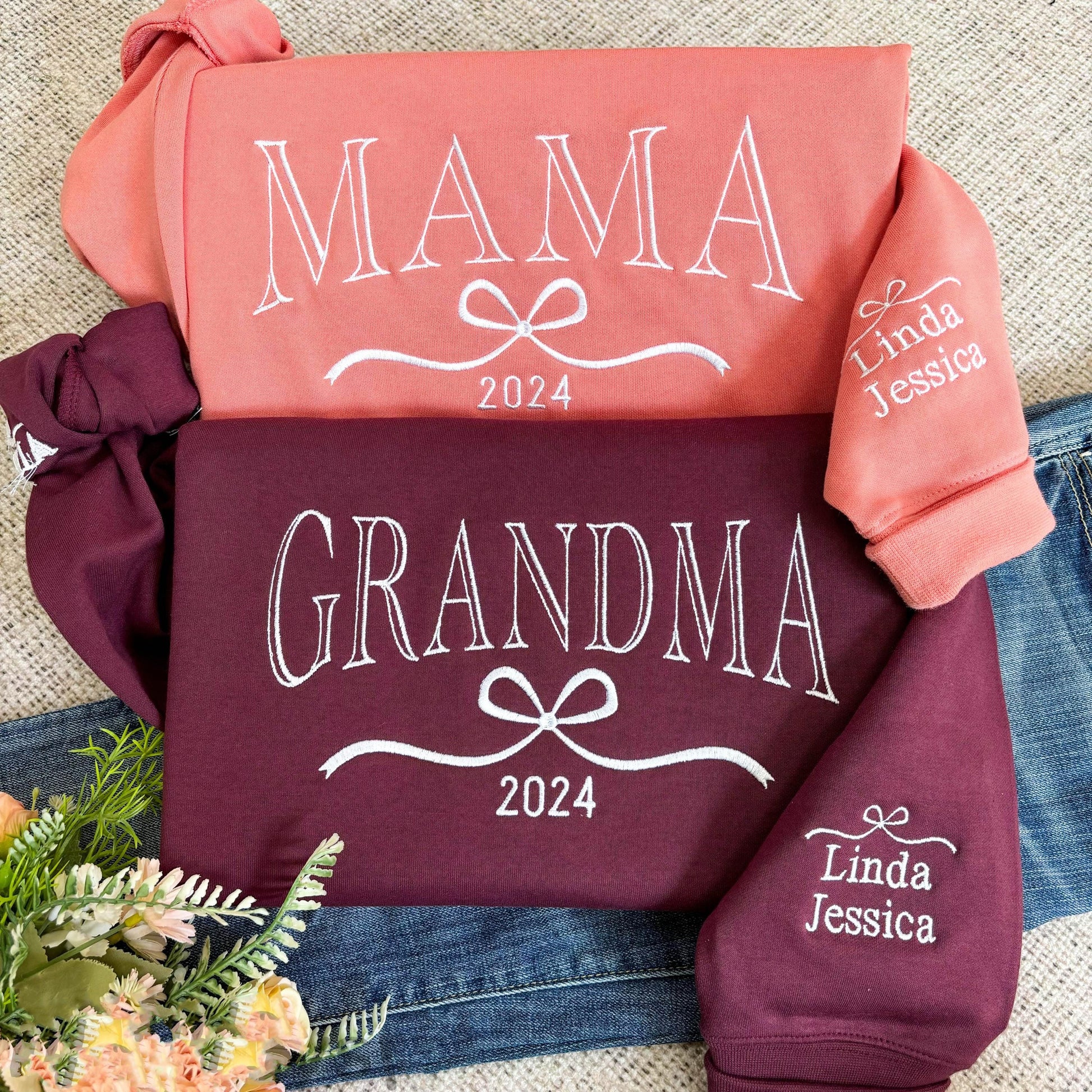 Custom Embroidered Mama Sweatshirt with Kids Name on Sleeve, Personalized Mom Sweatshirt, Minimalist Momma Sweater, Mothers day Gift for Mom