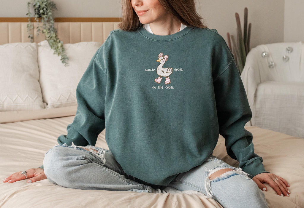 Auntie Goose Embroidered Sweatshirt, Cute Duck Pullover, Cozy Crewneck, Aunt Gift Idea, Funny Goose Sweater