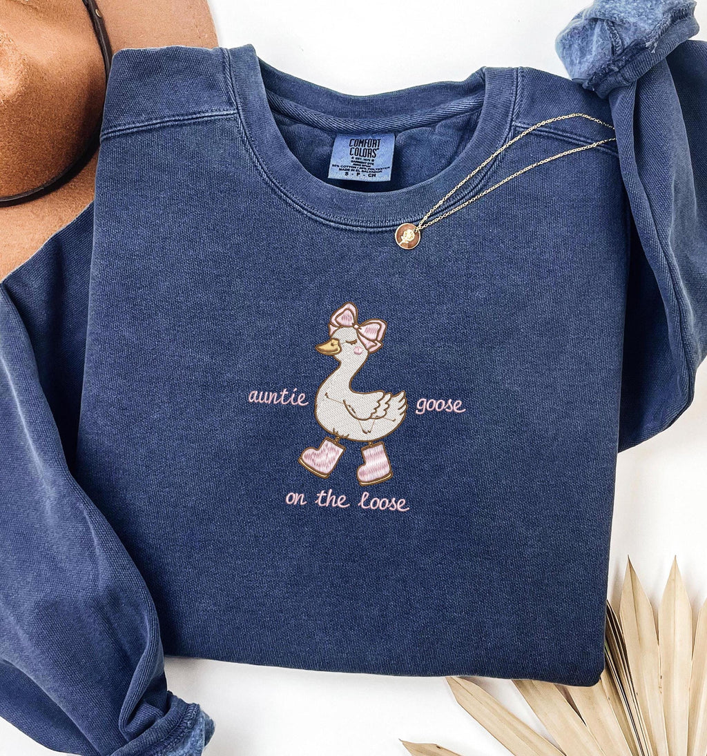 Auntie Goose Embroidered Sweatshirt, Cute Duck Pullover, Cozy Crewneck, Aunt Gift Idea, Funny Goose Sweater