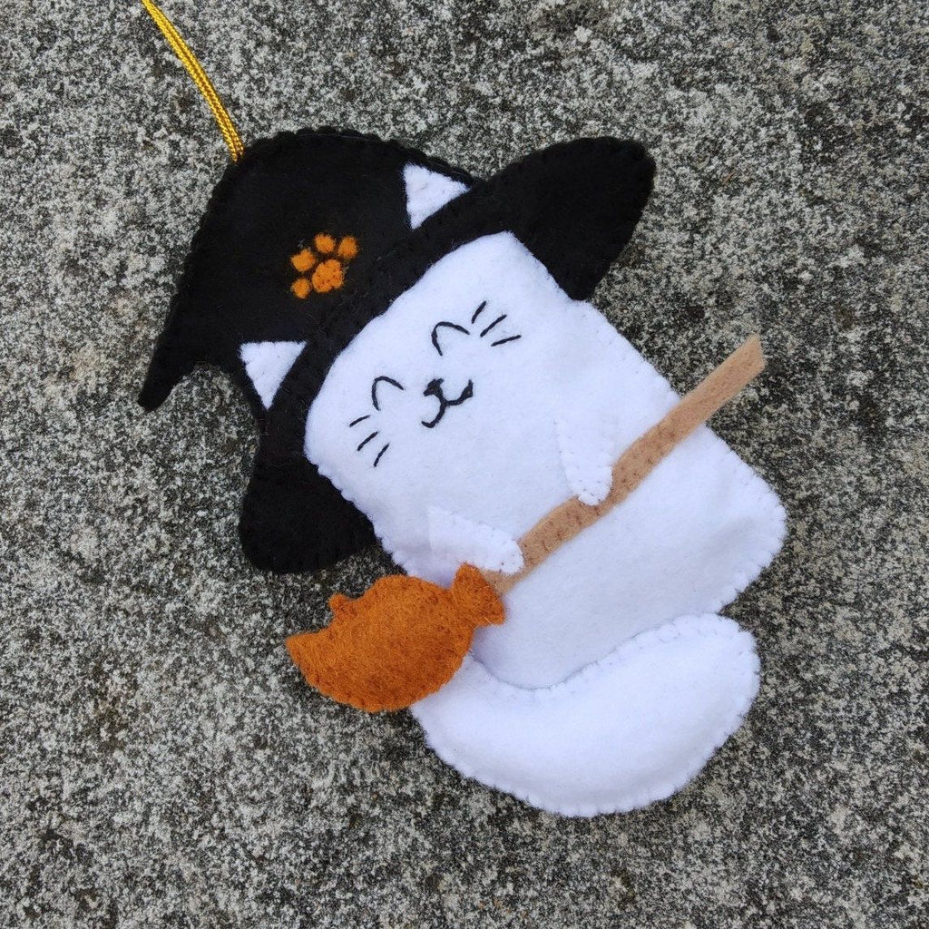 Custom Cat Witch Halloween Felt Ornament, Hand-Embroidery Cat Felt Ornament, Custom Kid Ornament, Halloween Gift HFOR21