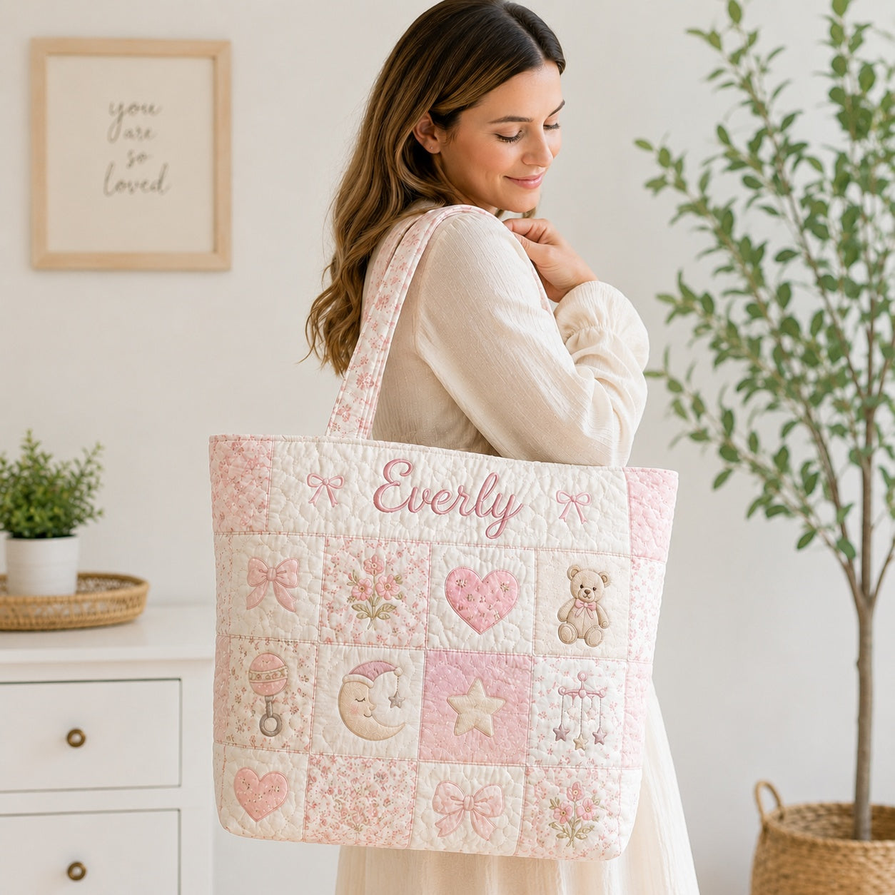 Personalized Quilted Tote Bag, Custom Baby Girl Patchwork Tote, Custom  Name Tote Bag, Floral Nursery Bag, Mommy Hospital Bag, Baby Shower Gift QTOTE48