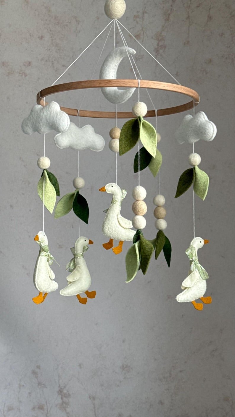 Goose Felt Baby Mobile, Handmade Felt Crib Mobile with Farm Animals Leaves and Moon, Neutral Nursery Decor, Baby Room Gift BBMB44