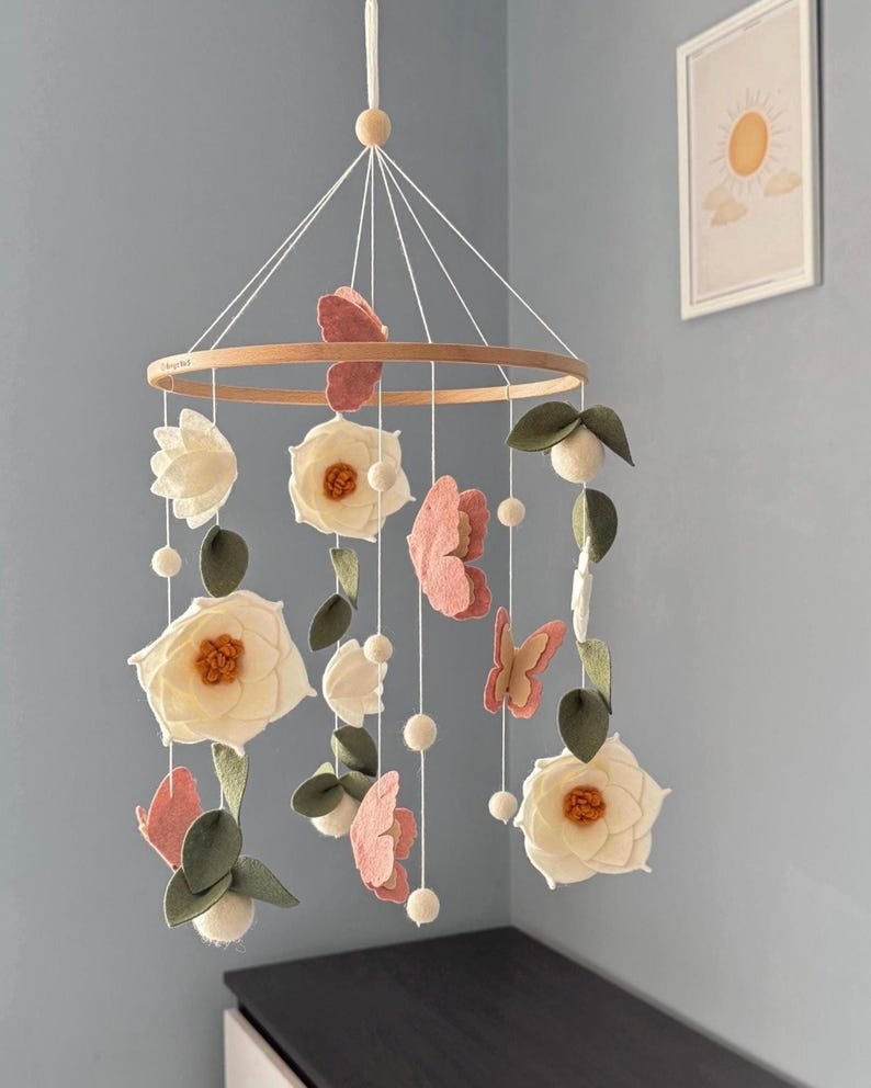 Floral Butterfly Baby Mobile, Handmade Felt Crib Mobile with Flowers and Butterflies, Girl Nursery Decor, Baby Shower Gift BBMB45