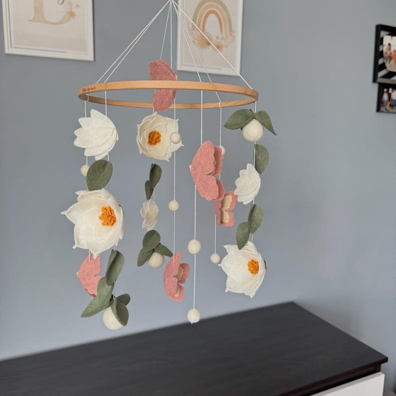 Floral Butterfly Baby Mobile, Handmade Felt Crib Mobile with Flowers and Butterflies, Girl Nursery Decor, Baby Shower Gift BBMB45