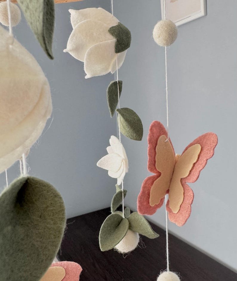 Floral Butterfly Baby Mobile, Handmade Felt Crib Mobile with Flowers and Butterflies, Girl Nursery Decor, Baby Shower Gift BBMB45