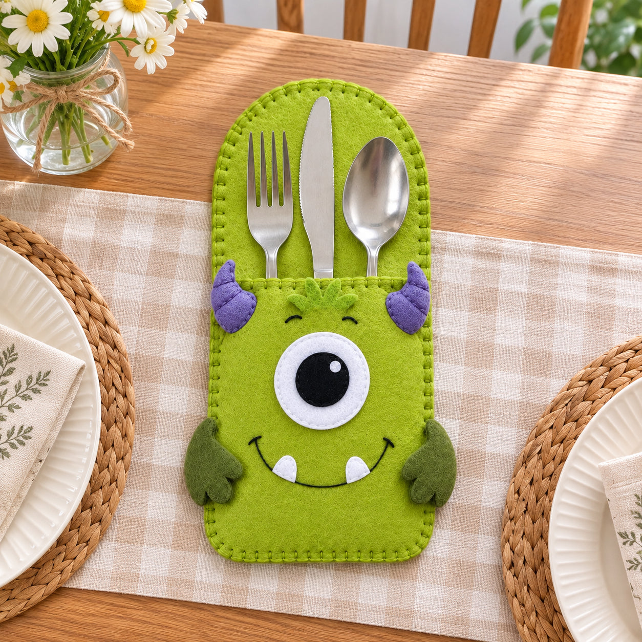 Handmade Felt Monster Cutlery Holder, Halloween Silverware Holder, Cute Fall and Halloween Table Decor, Thanksgiving Cutlery Pocket, Holiday Dining Decor FELTCH02