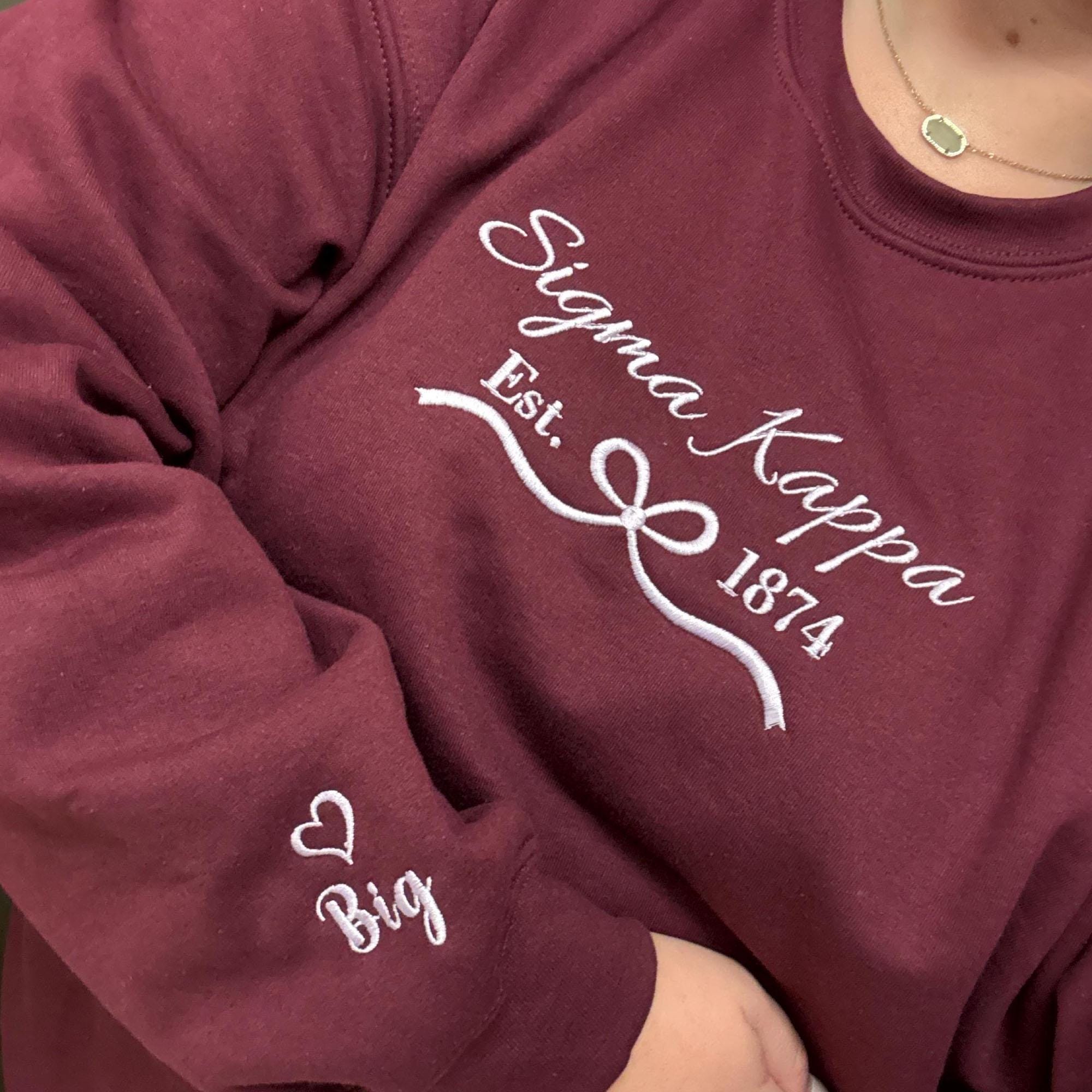 Custom Embroidered Girl's Trip 2025 Sweatshirt, Coquette Bow Shirt, Coquette Sorority Hoodie, Besties Gifts For Her, Gift For Girl