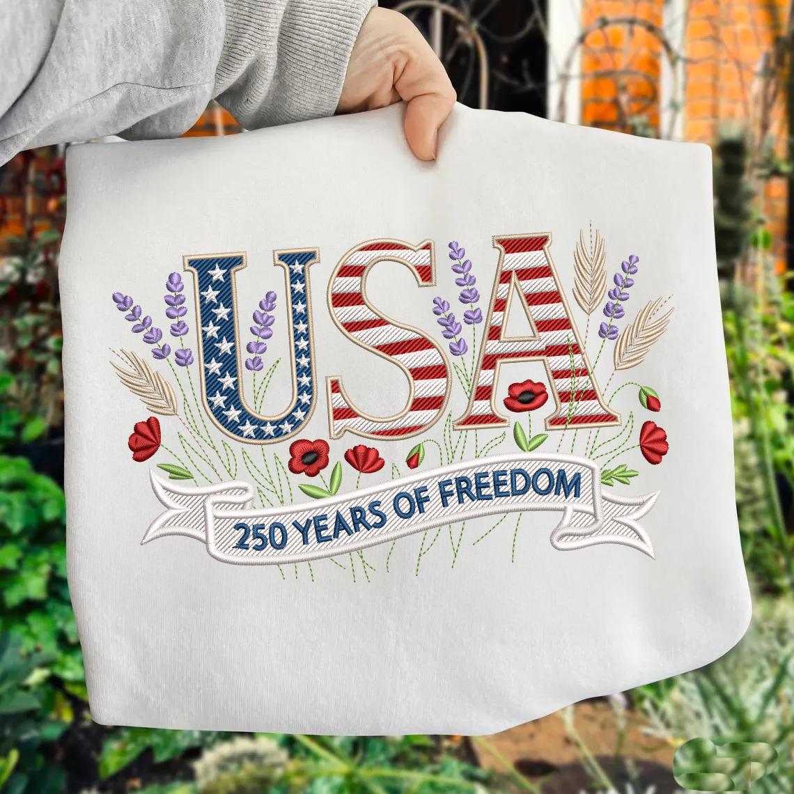 USA 250 Years of Freedom Machine Embroidery Sweatshirt – Floral Flag Letters, USA 1776–2026 Patriotic Embroidery, America Anniversary Crewneck