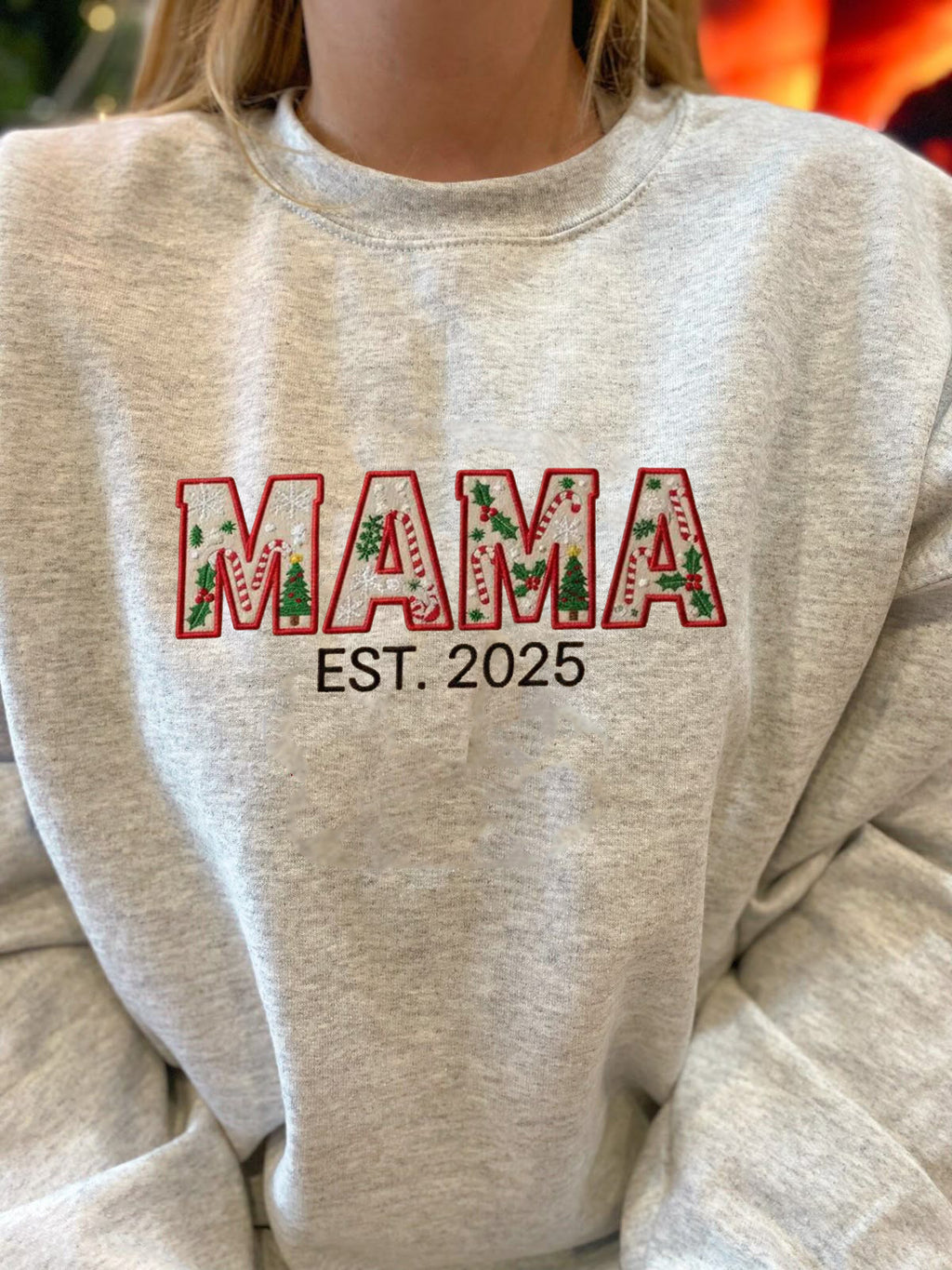 Christmas Mama Sweatshirt, Personalized Est. Year Sweater, Holiday Mama Shirt, Custom Mom Gift, Festive Winter Outfit