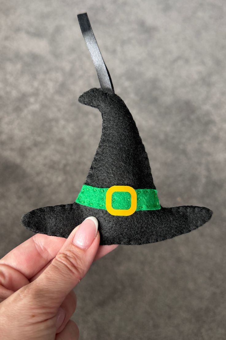 Set 6Pcs Halloween Witch Hat Felt Ornament Set, Mini Hanging Witch Hat Decorations, Colorful Halloween Tree Ornaments, Handmade Spooky Holiday Decor, Halloween Party Gift Set HFOR09