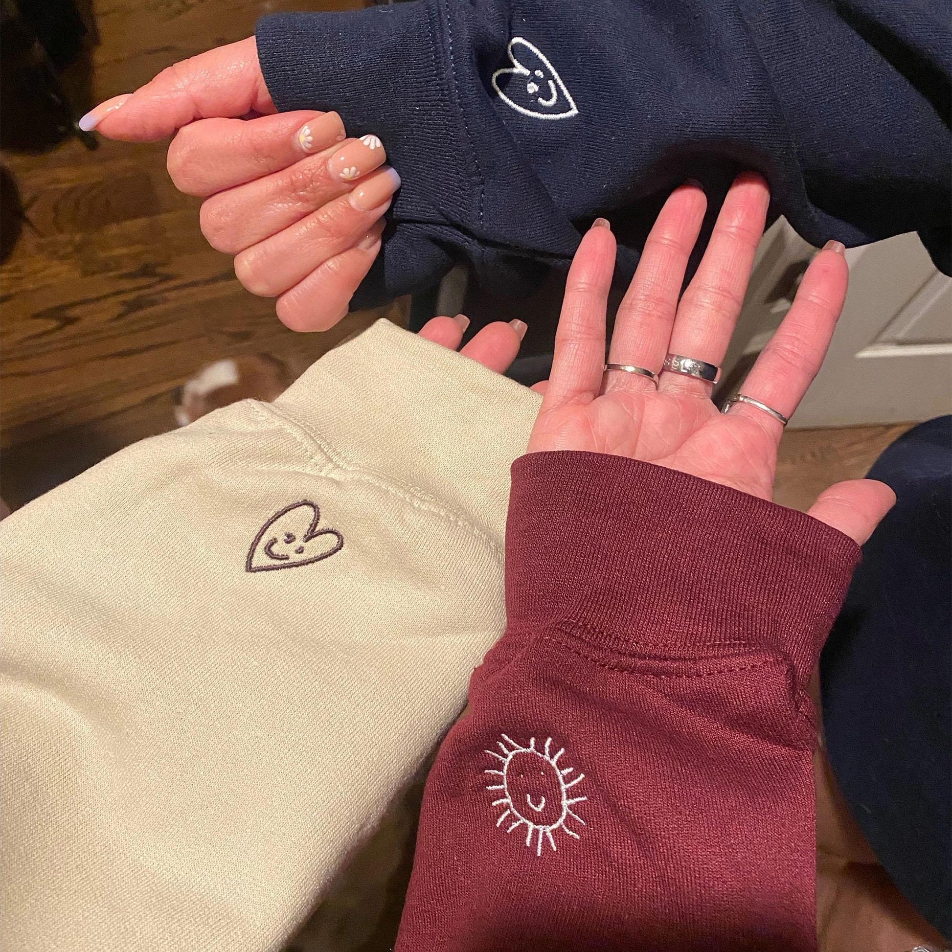 Custom Your Handwriting Embroidered Sweatshirt, Embroider Couple Message Shirt, Couple Matching Hoodie, Personalized Gift For Dad and Mom