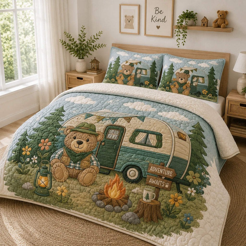 Bear Camping Quilted Bedding Set, Cute Teddy Bear Camper Adventure Quilt with Pillow Covers, Kids Woodland Bedding QBEDSET32