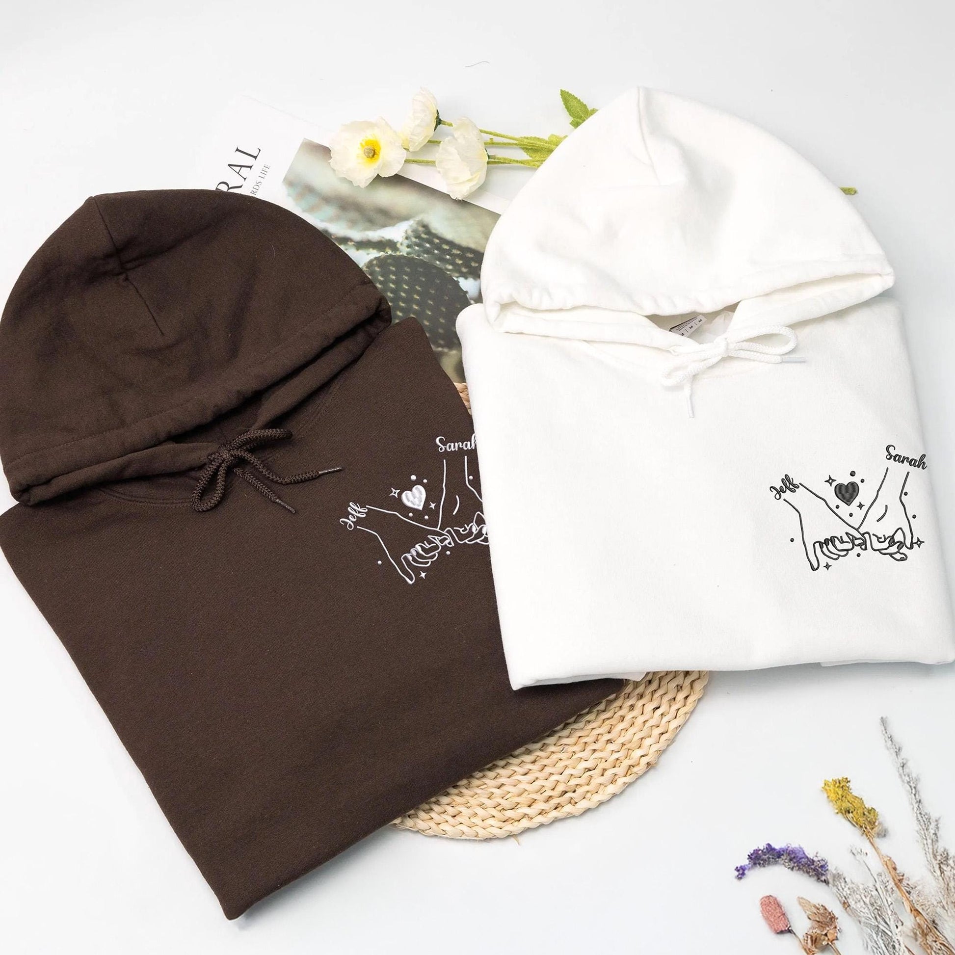 Matching Couple Hoodie, Personalized Name Hoodie, Holding Hands Design, Cute Minimalist Sweatshirt, Anniversary Gift for Lovers