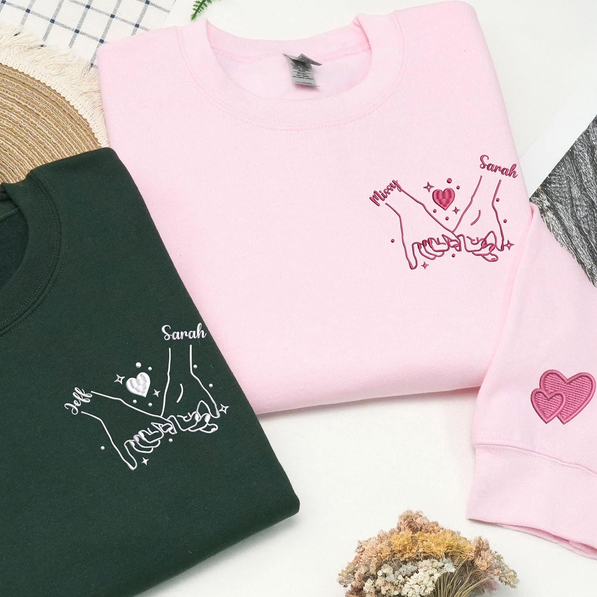 Matching Couple Hoodie, Personalized Name Hoodie, Holding Hands Design, Cute Minimalist Sweatshirt, Anniversary Gift for Lovers