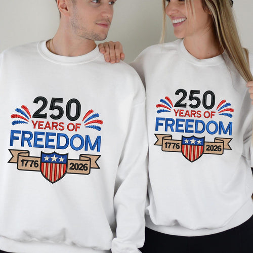 250 Years of Freedom USA Embroidered Sweatshirt – Independence Day 1776–2026 Patriotic Crewneck