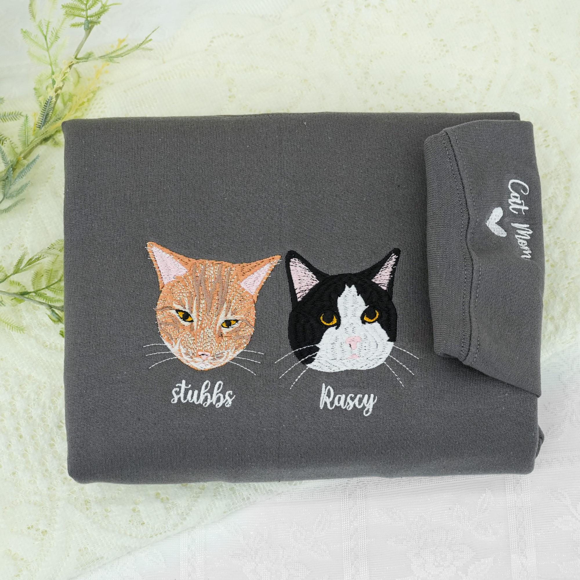 Cat Mom Sweatshirt – Custom Embroidered Cat Portrait Sweatshirt, Personalized Cat Mom Gift, Birthday Gift for Women