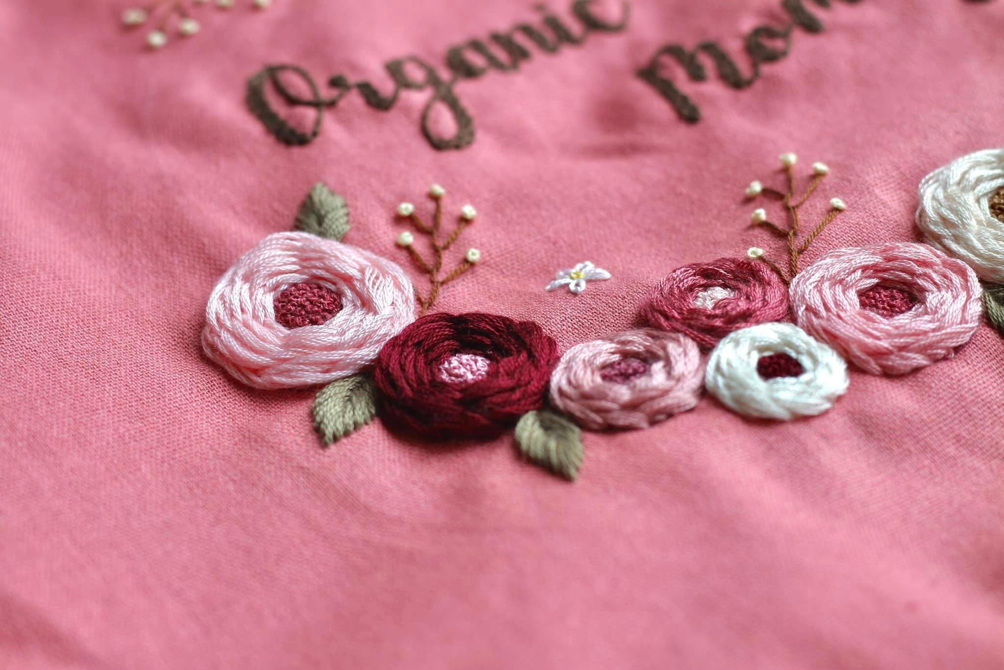Personalized Flowers Hand Embroidered Apron, Floral Apron, Embroidered Apron, Linen Apron, Gardening Apron, Kitchen Apron, Mom Gift EMAP07