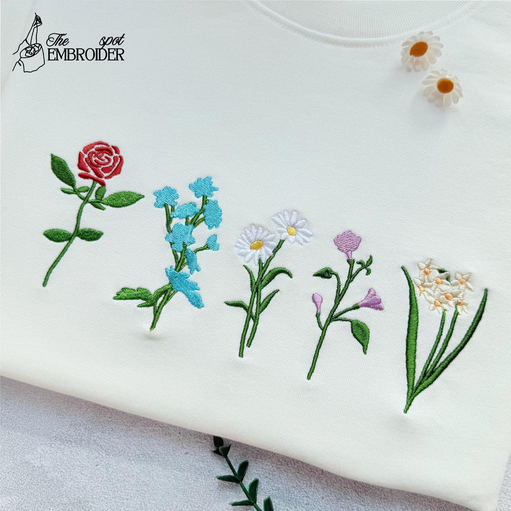 Custom Embroidered Birth Month Birth Flower Sweatshirt, Embroidered Birth Flower Crewneck, Birth Month Flower Hoodie, Custom Gift for Mama Mom