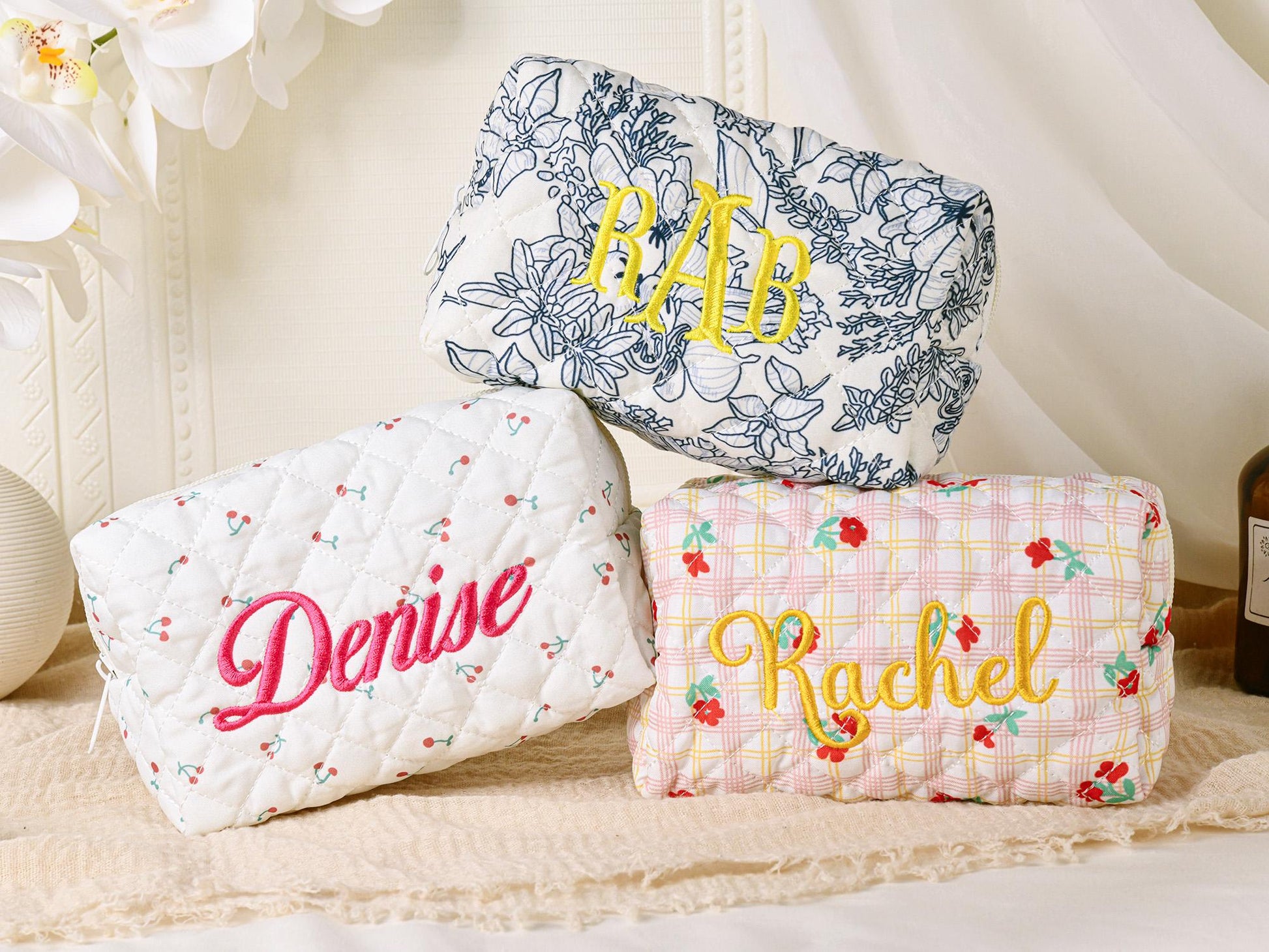 Personalized Embroidered Makeup Bag – Custom Floral Cosmetic Bag, Travel Makeup Pouch, Bridesmaid Gift for Her