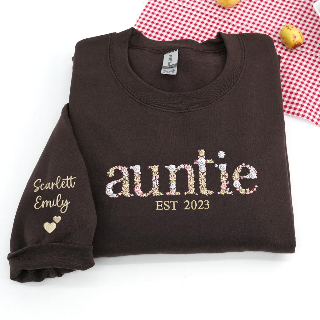 Floral Auntie Embroidered Sweatshirt, Custom Auntie Sweatshirt with Floral Letters, Aunt Sweatshirt Women, New Auntie Gift