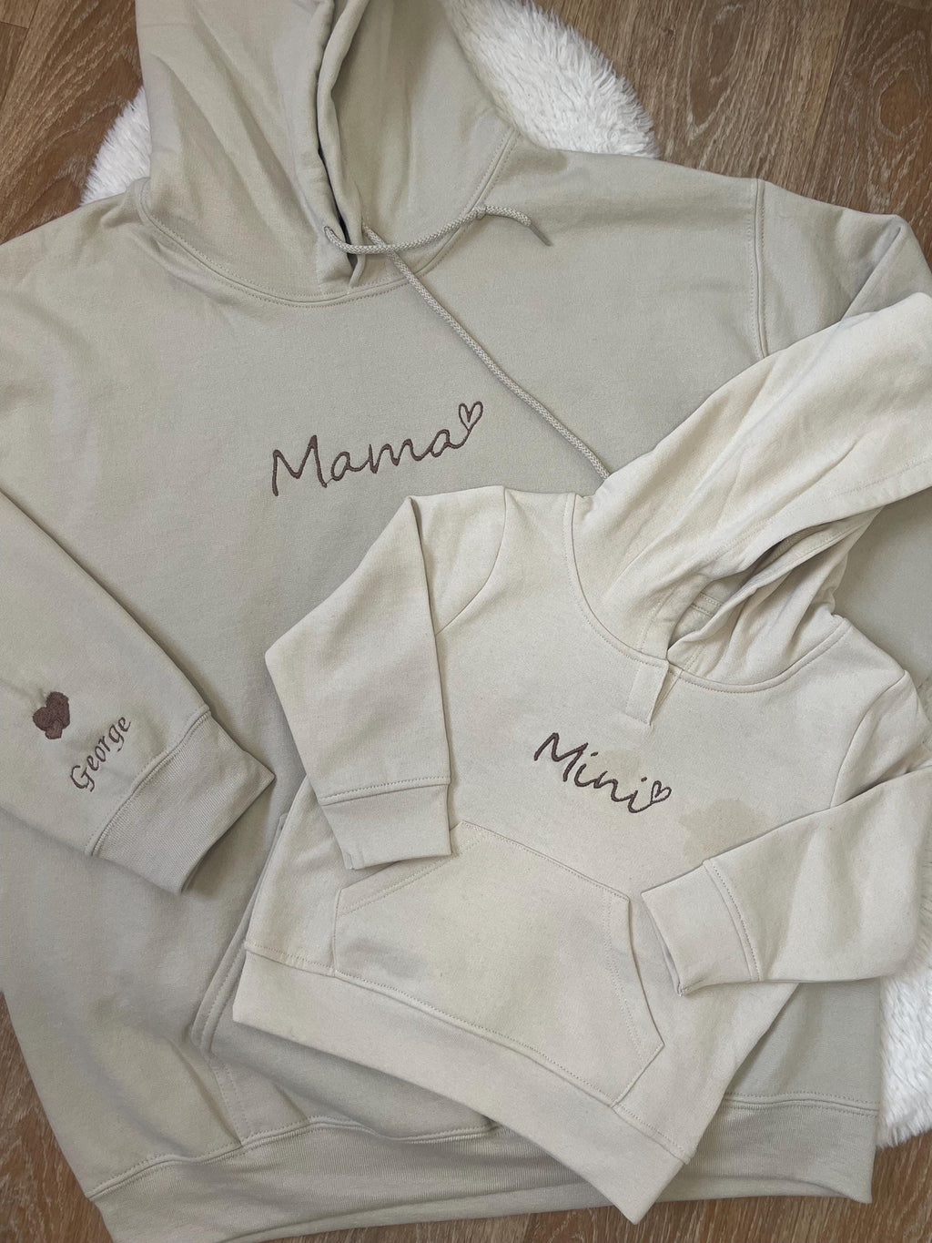 Personalized Mama Hoodie with Names on Sleeve, Custom Embroidered Cuff Sweatshirt, New Mom Hoodie, Mama Jumper, Mother’s Day Gift for Her