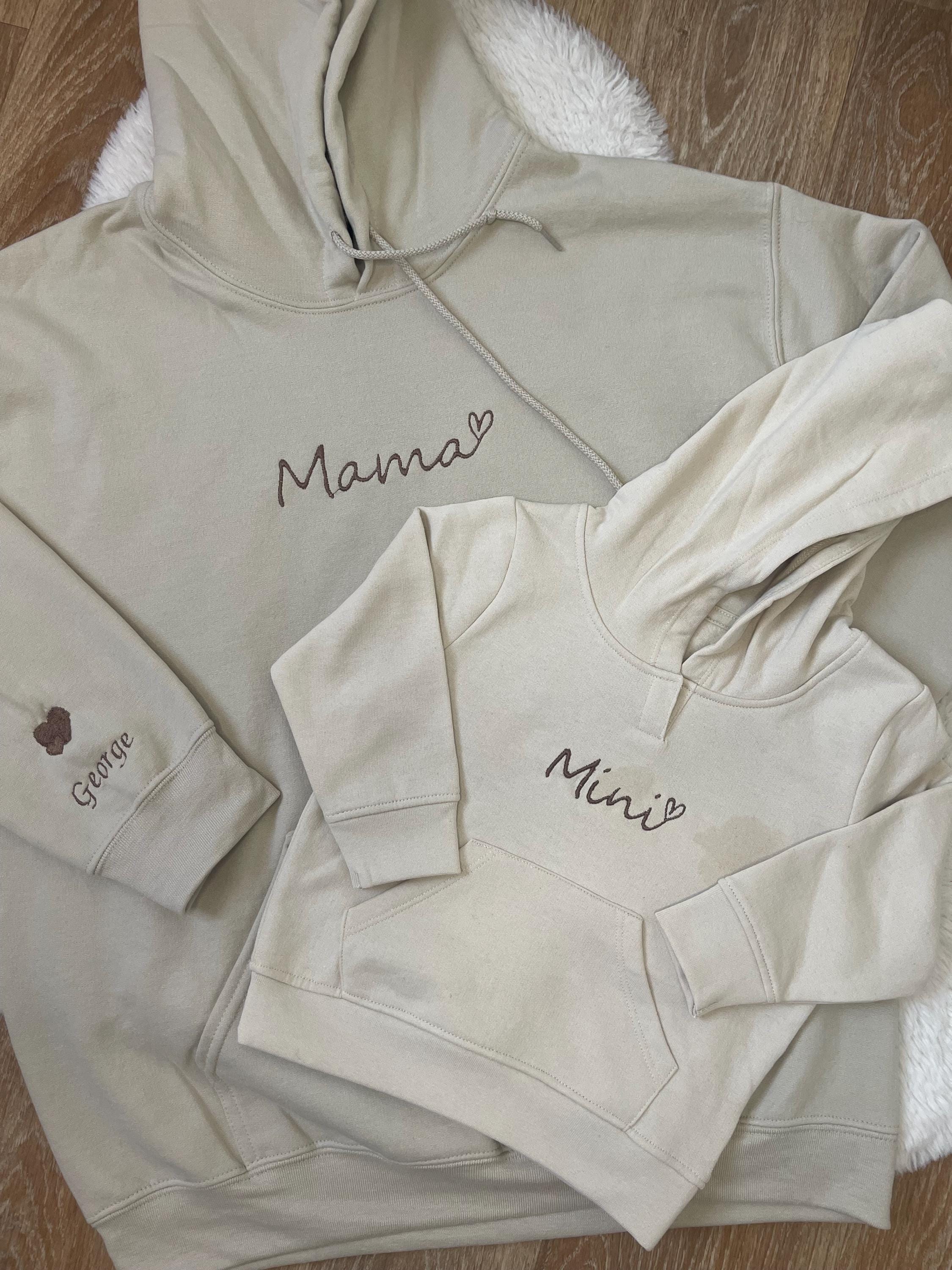 Personalized Mama Hoodie with Names on Sleeve, Custom Embroidered Cuff Sweatshirt, New Mom Hoodie, Mama Jumper, Mother’s Day Gift for Her