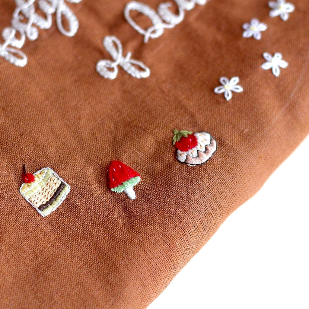 Personalized Cakes And FloralHand Embroidered Apron, Handmade Floral Apron, Embroidered Apron, Linen Apron, Gardening Apron, Baker Gift, Kitchen Apron, Mom Gift EMAP09