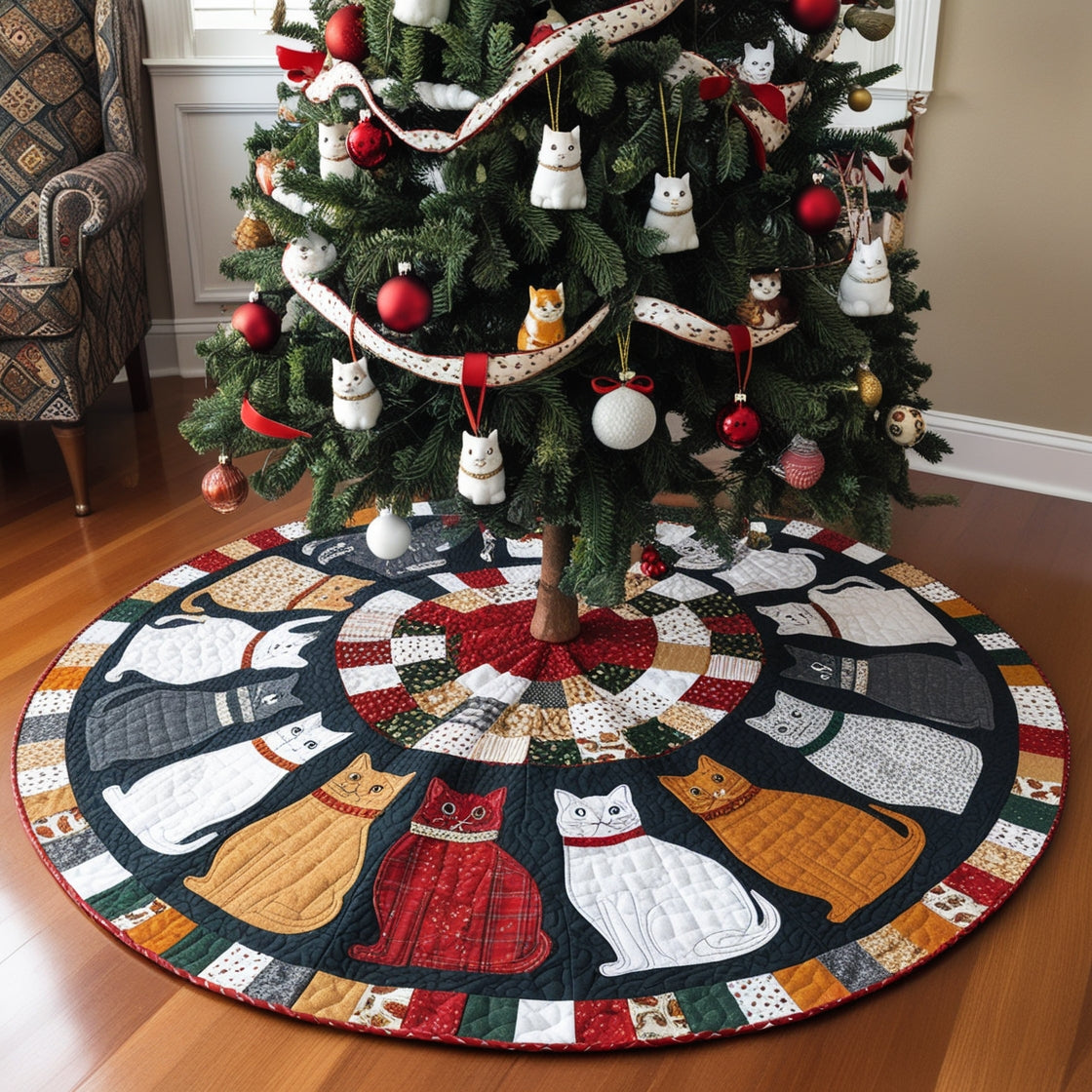 Christmas Cat Pattern Quilted Tree Skirt, Patchwork Xmas Tree Skirt, Holiday Decor, Xmas Tree Base Cover, Custom Tree Skirt XMASTS69