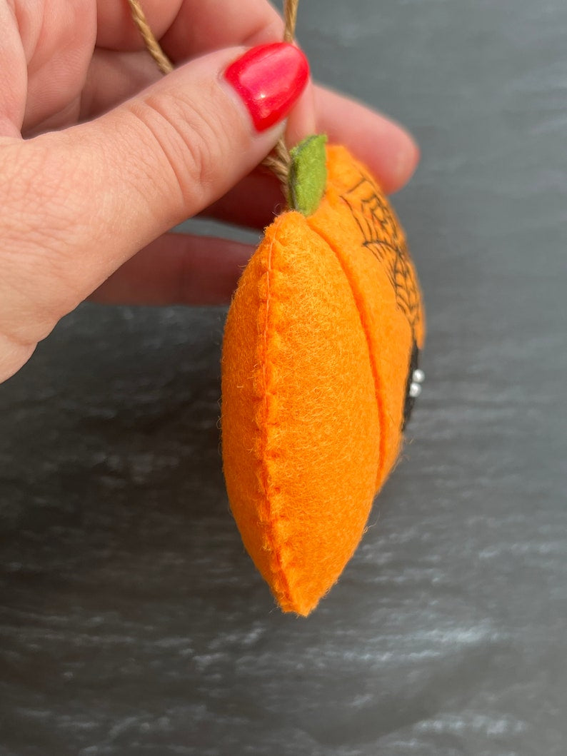 Halloween Pumpkin Felt Ornament, Custom Embroidery Halloween Ornament, Cute Pumpkin Spider Ornament, Hanging Decoration, Spooky Halloween Gift HFOR07