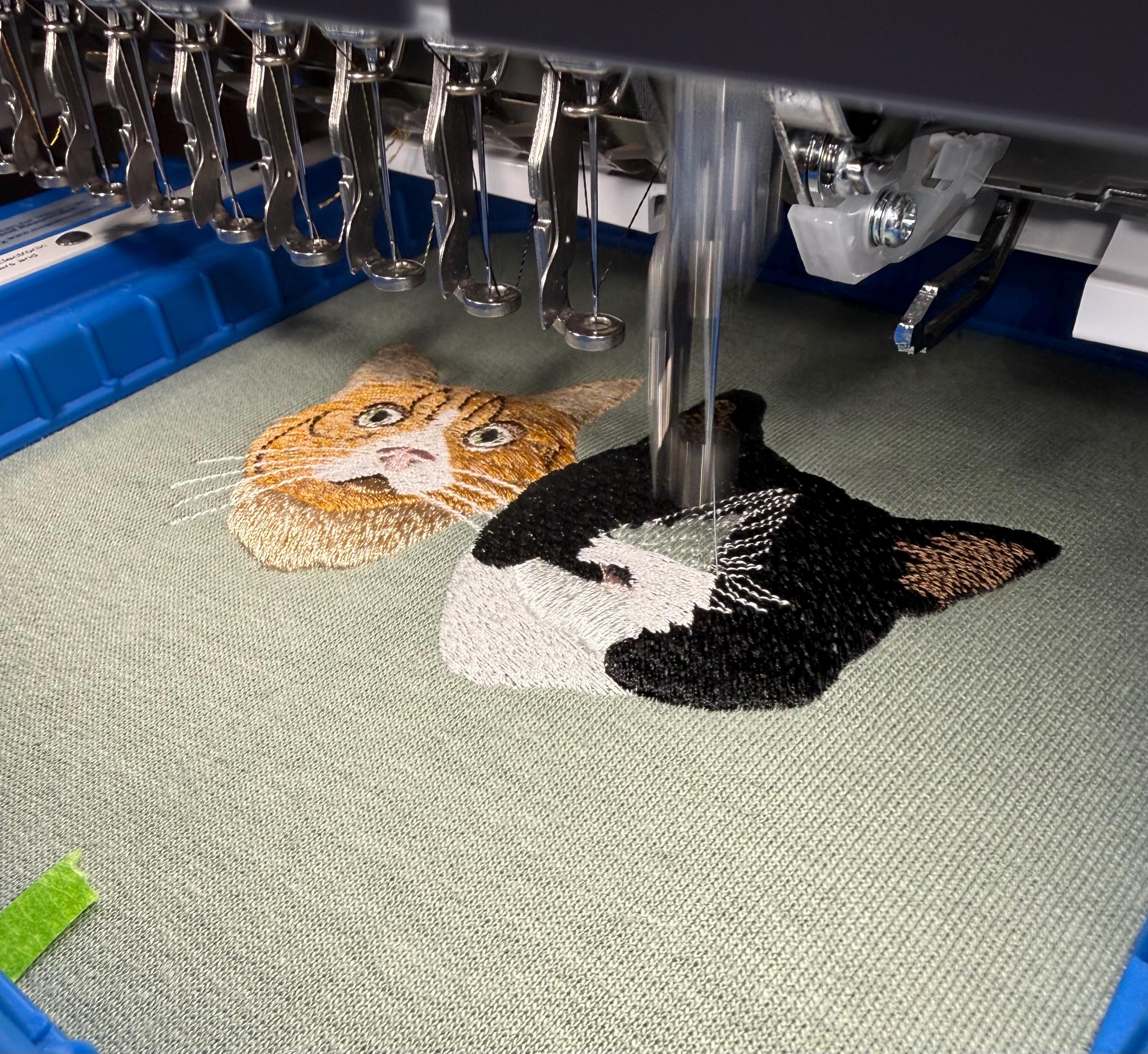 Custom Pet Embroidered Sweatshirt, Personalized Dog and Cat Portrait Hoodie, Unique Pet Face and Name Gift, Custom Embroidery for Pet Lovers