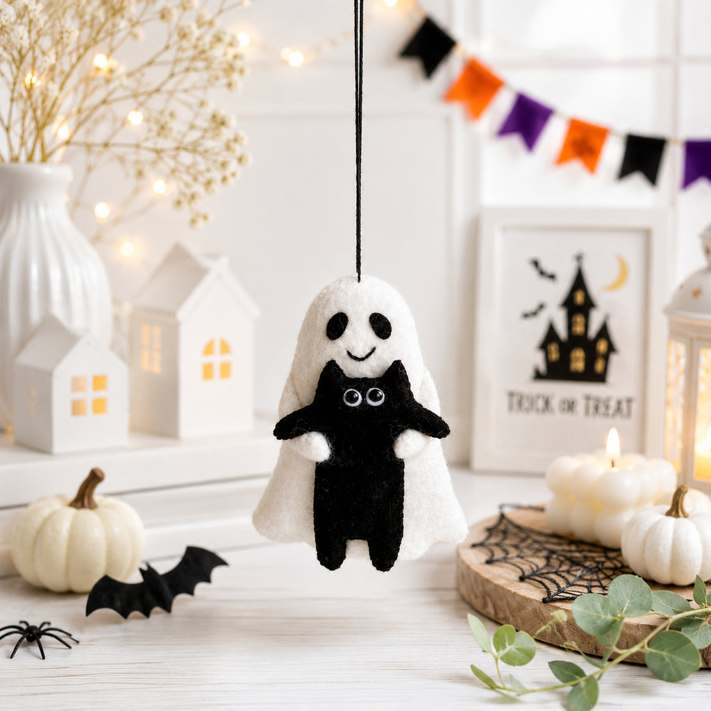 Cute Ghost Holding Black Cat Felt Ornament, Handmade Ghost Ornament, Hanging Decor, Halloween Gift for Home Decoration HFOR10