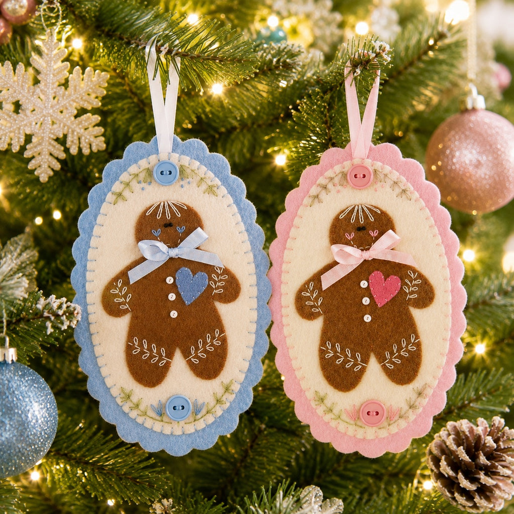 Personalized Gingerbread Felt Ornament, Handmade Christmas Tree Decoration, Holiday Keepsake, Cute Gingerbread Gift, Baby Christmas Ornament Gift NHFOR06